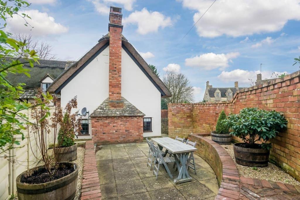 Cotswold Thatched Cottage Mickleton  Extérieur photo