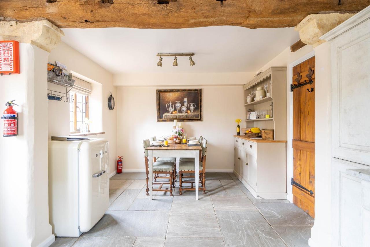 Cotswold Thatched Cottage Mickleton  Extérieur photo